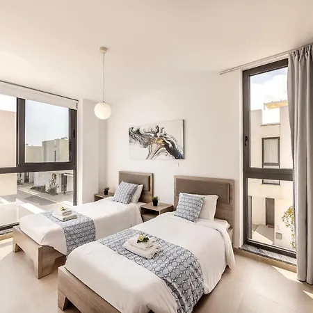 Villa Almaria Residences *