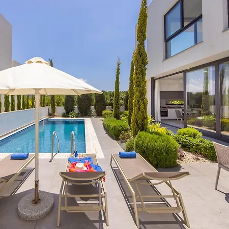 Almaria Residences Villa