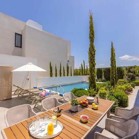 Almaria Residences Paralimni