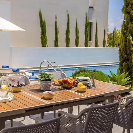 Almaria Residences * Paralimni