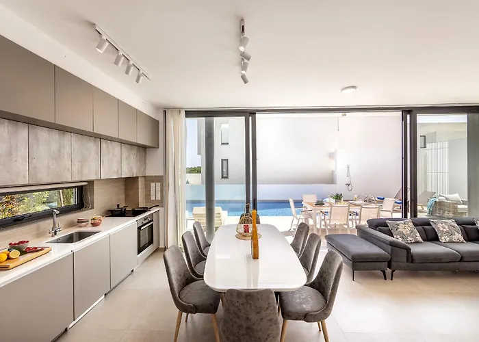 Villa Almaria Residences