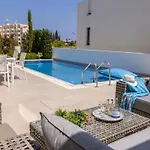 Βίλα Almaria Residences Παραλίμνι