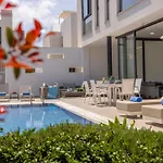 Almaria Residences * Παραλίμνι