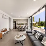 Almaria Residences Βίλα Παραλίμνι