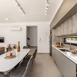 Almaria Residences Βίλα