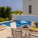 Almaria Residences Βίλα Παραλίμνι