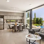 Almaria Residences Βίλα