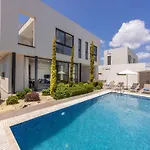 Almaria Residences Βίλα *