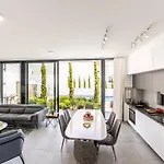 Almaria Residences Βίλα