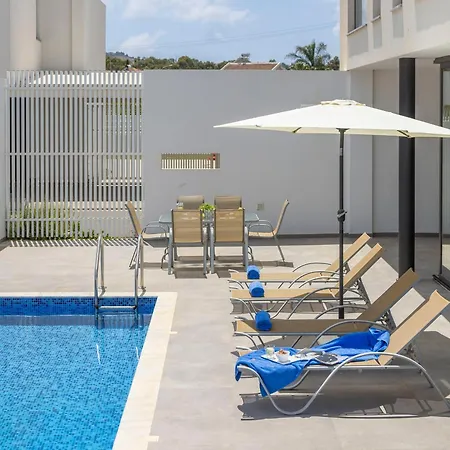 Almaria Residences Villa *