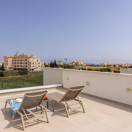 Villa Almaria Residences Paralimni