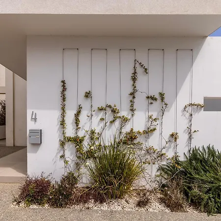 Almaria Residences Villa Paralimni