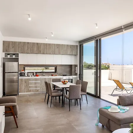 Villa Almaria Residences Paralimni
