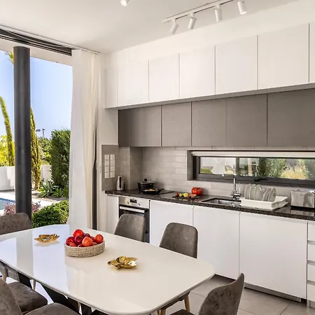 Almaria Residences Paralimni