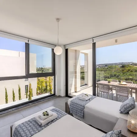 Almaria Residences * Paralimni