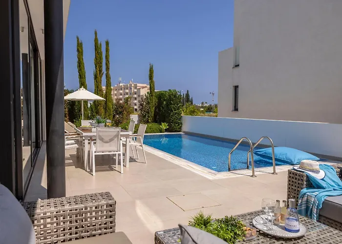 Almaria Residences * Paralimni