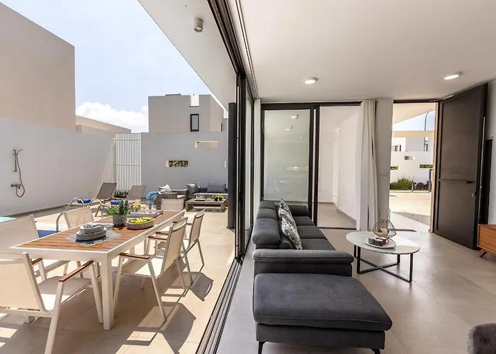 Villa Almaria Residences Paralimni