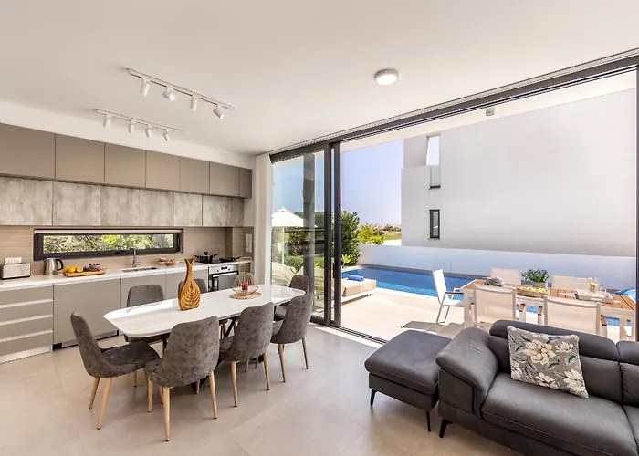 Almaria Residences Paralimni