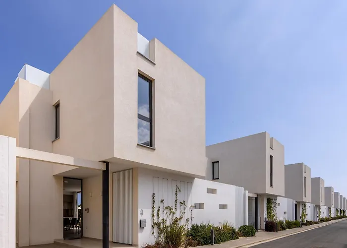 Almaria Residences Villa *