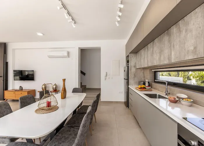 Almaria Residences Villa