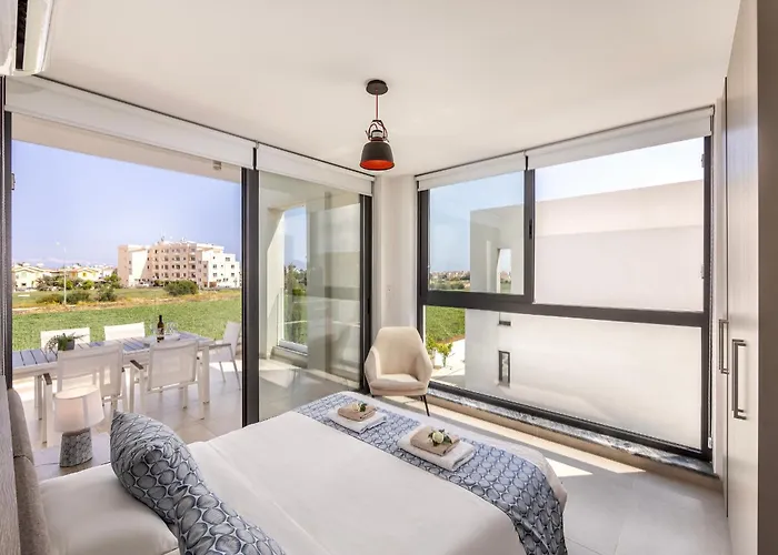 Villa Almaria Residences *