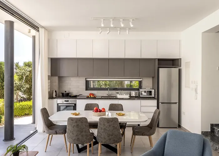 Vila Almaria Residences Paralimni