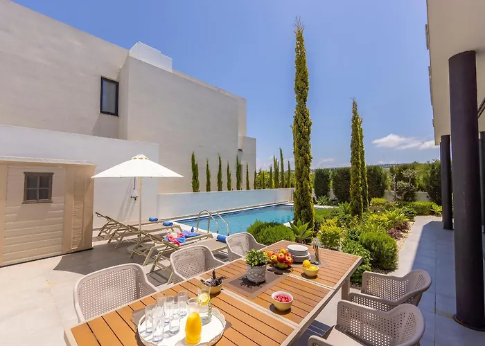 Almaria Residences Paralimni