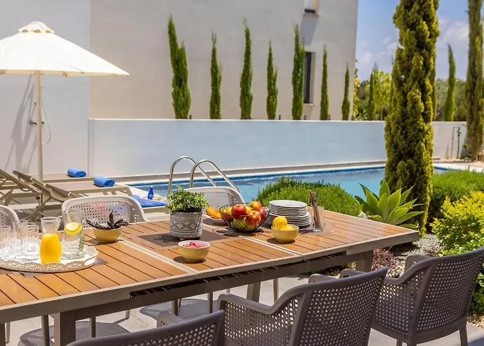 Almaria Residences * Paralimni