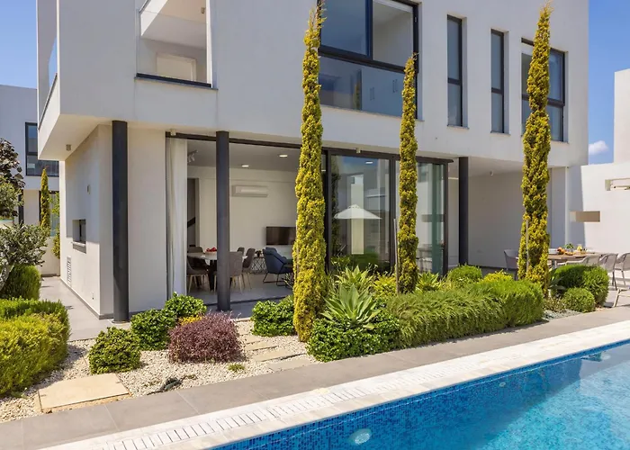 Almaria Residences Vila *